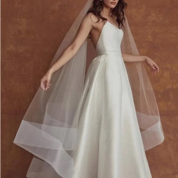 Sarah Seven Ivory Bridal Veil - Picture 1 of 3